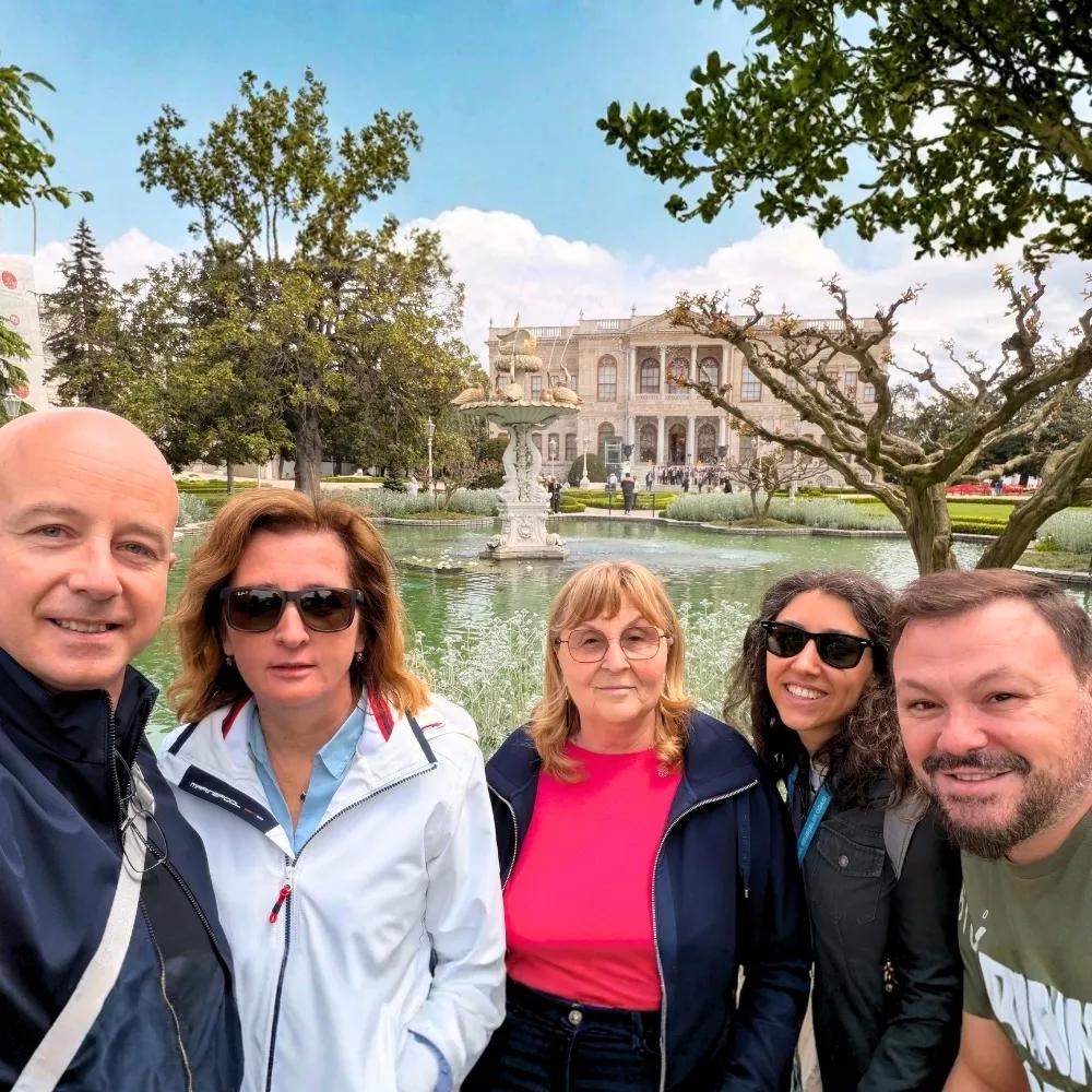 Istanbul Layover Tour: Bosphorus Cruise & Dolmabahce Palace from Airport
