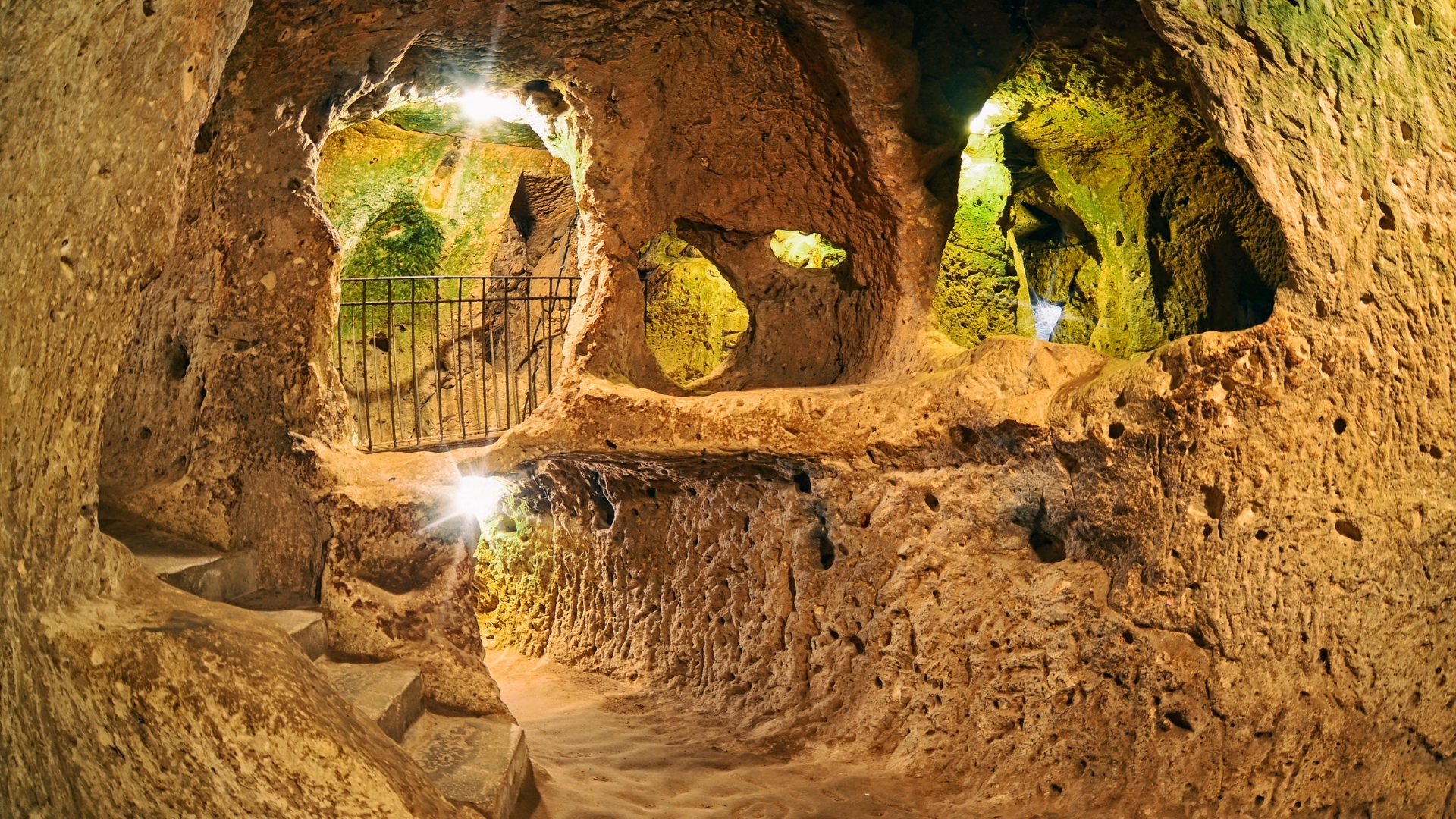 Kaymakli Underground City