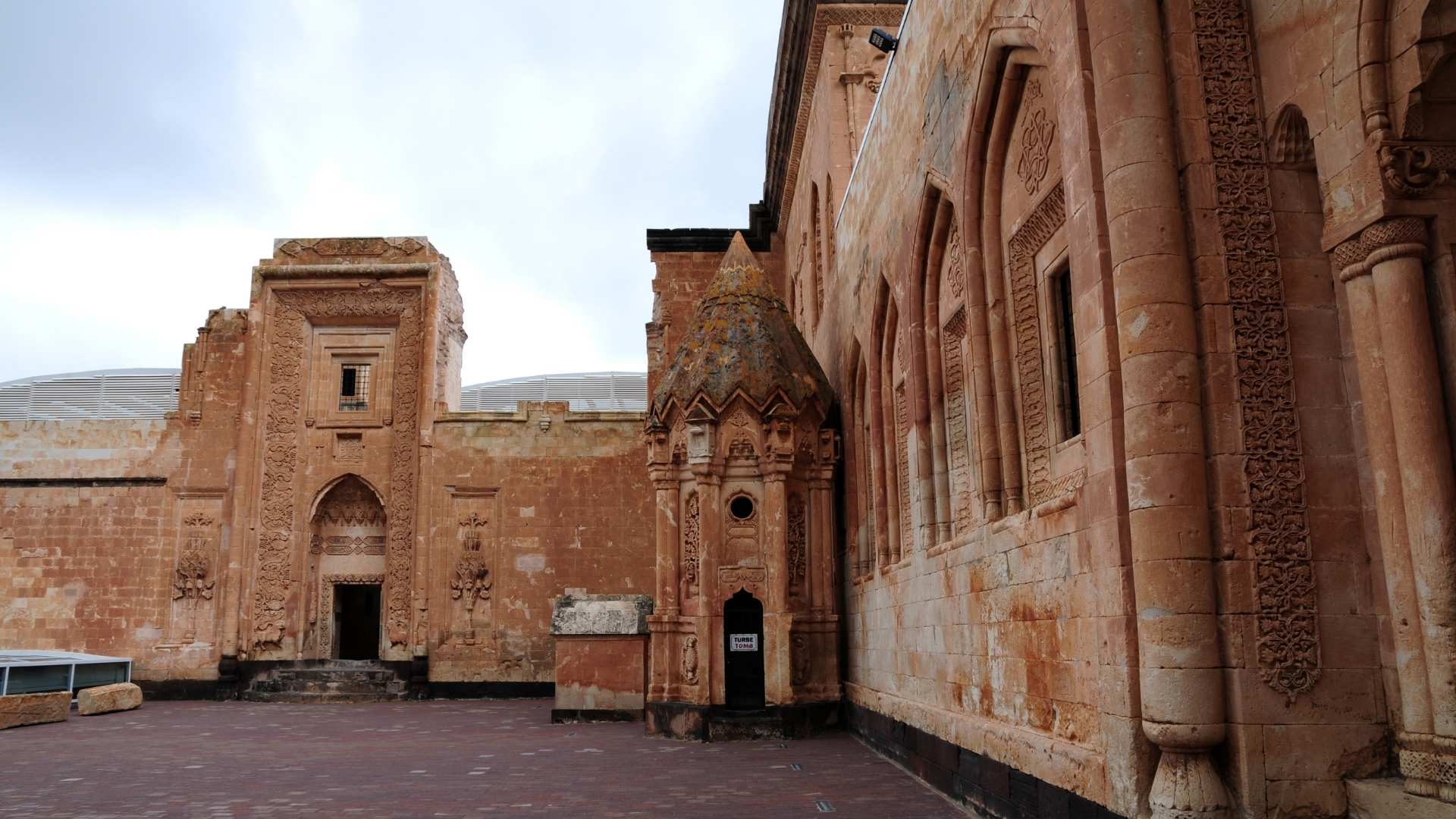 Ishak Pasha Palace 