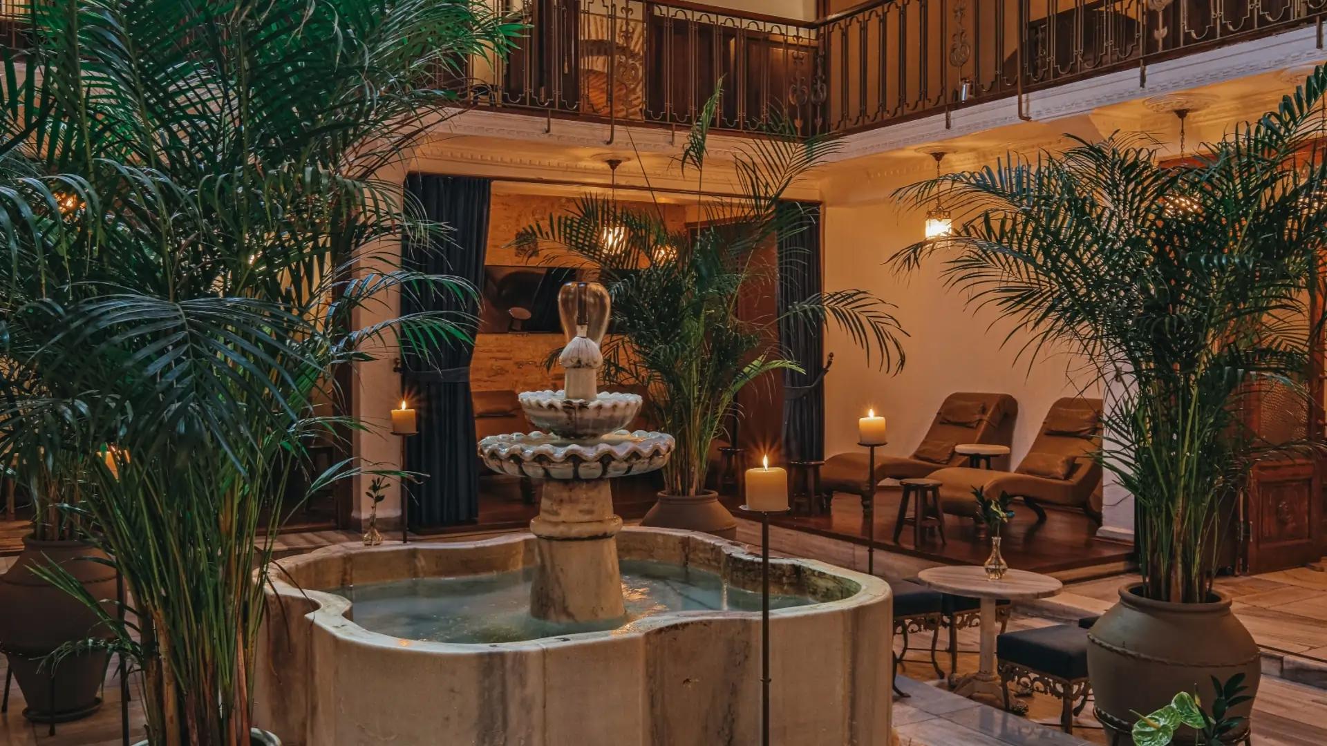 Historical Cagaloglu Hammam Experience