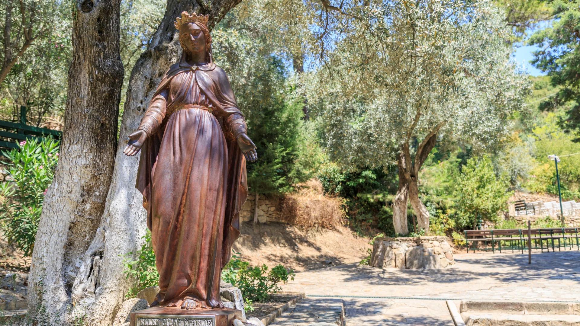How to Visit the House of the Virgin Mary Without the Tour Bus?