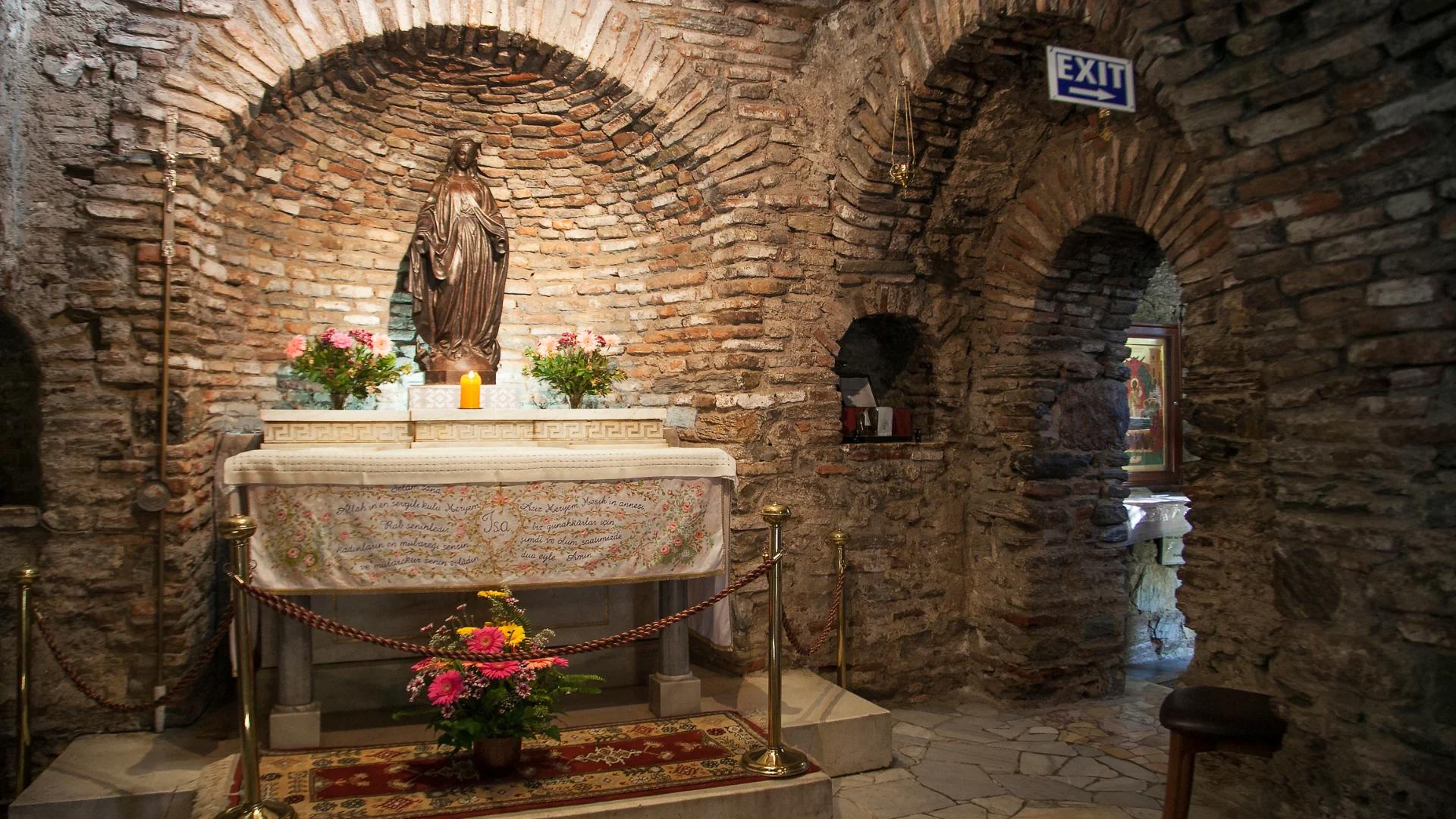How to Visit the House of the Virgin Mary: Pilgrim's Guide