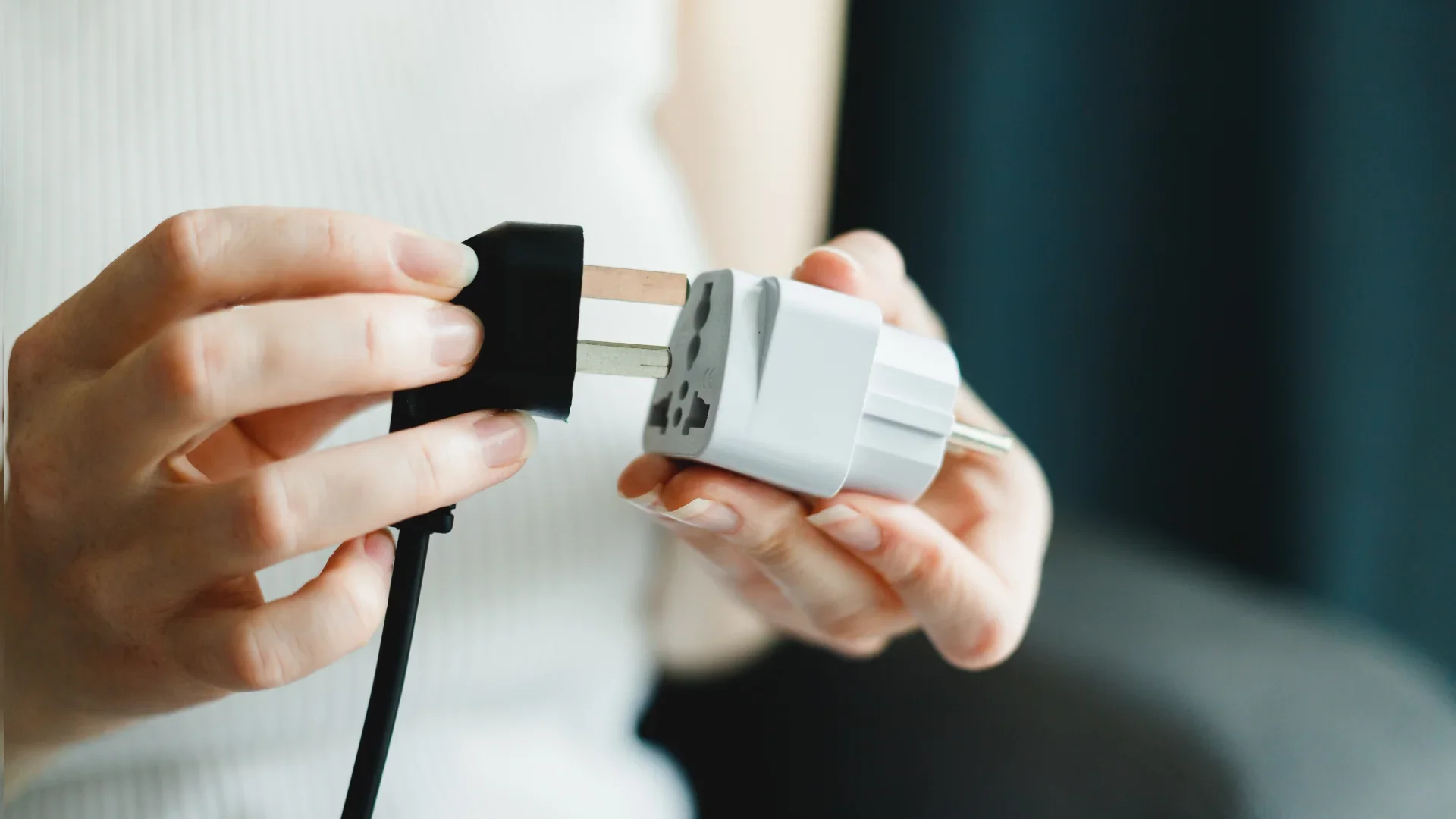 What Plug Adapter and Voltage Converter Do You Need in Turkey?