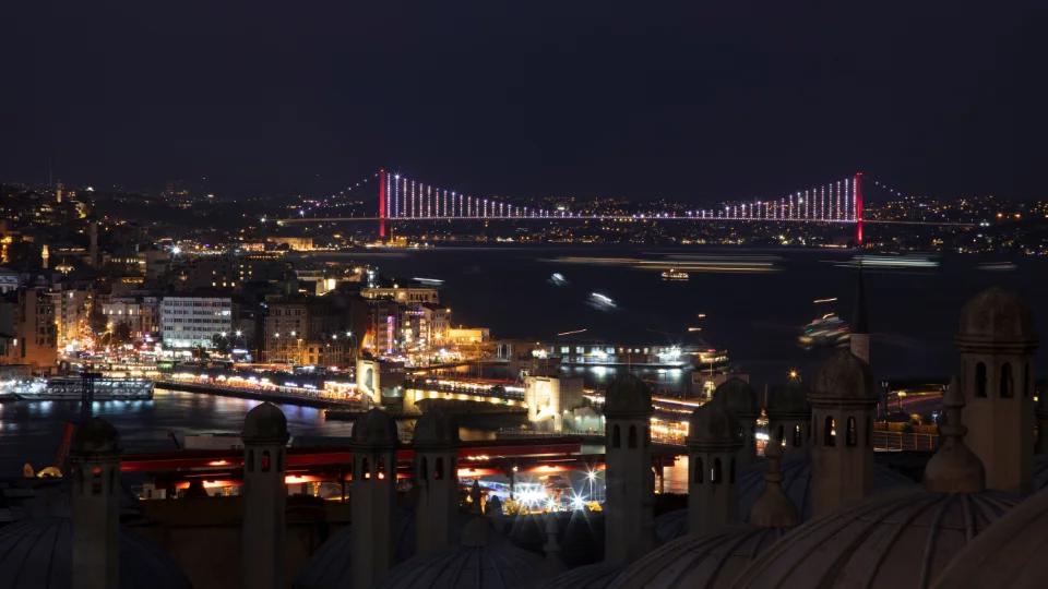 istanbul at night (1)
