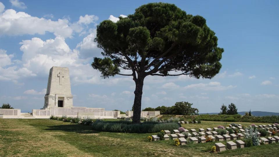 Lone Pine Cemetery (5)