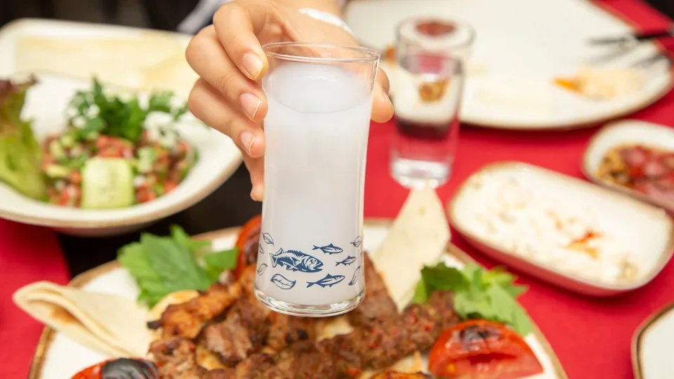 Raki (1)